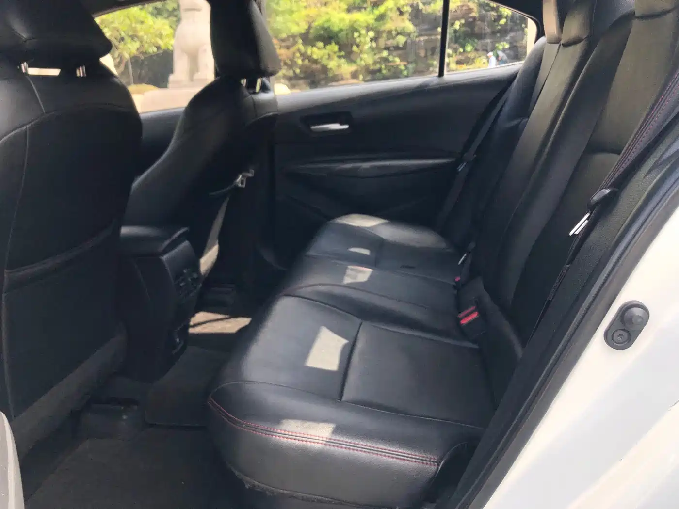Toyota Levin 2019 Hybrid 1.8H E-CVT Luxury Edition China VI фото 12