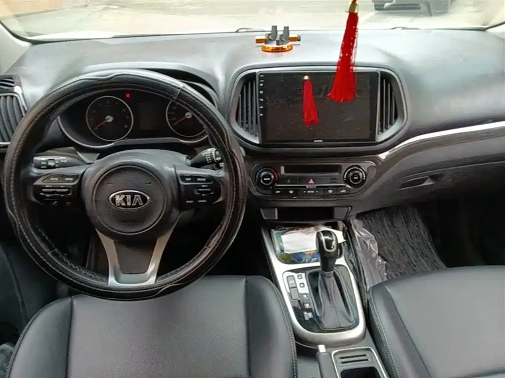 Kia KX3 Smart Run 2015 2.0L Automatic 2WD DLX фото 13