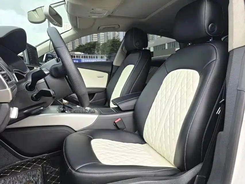 Фото 5 - Audi A7