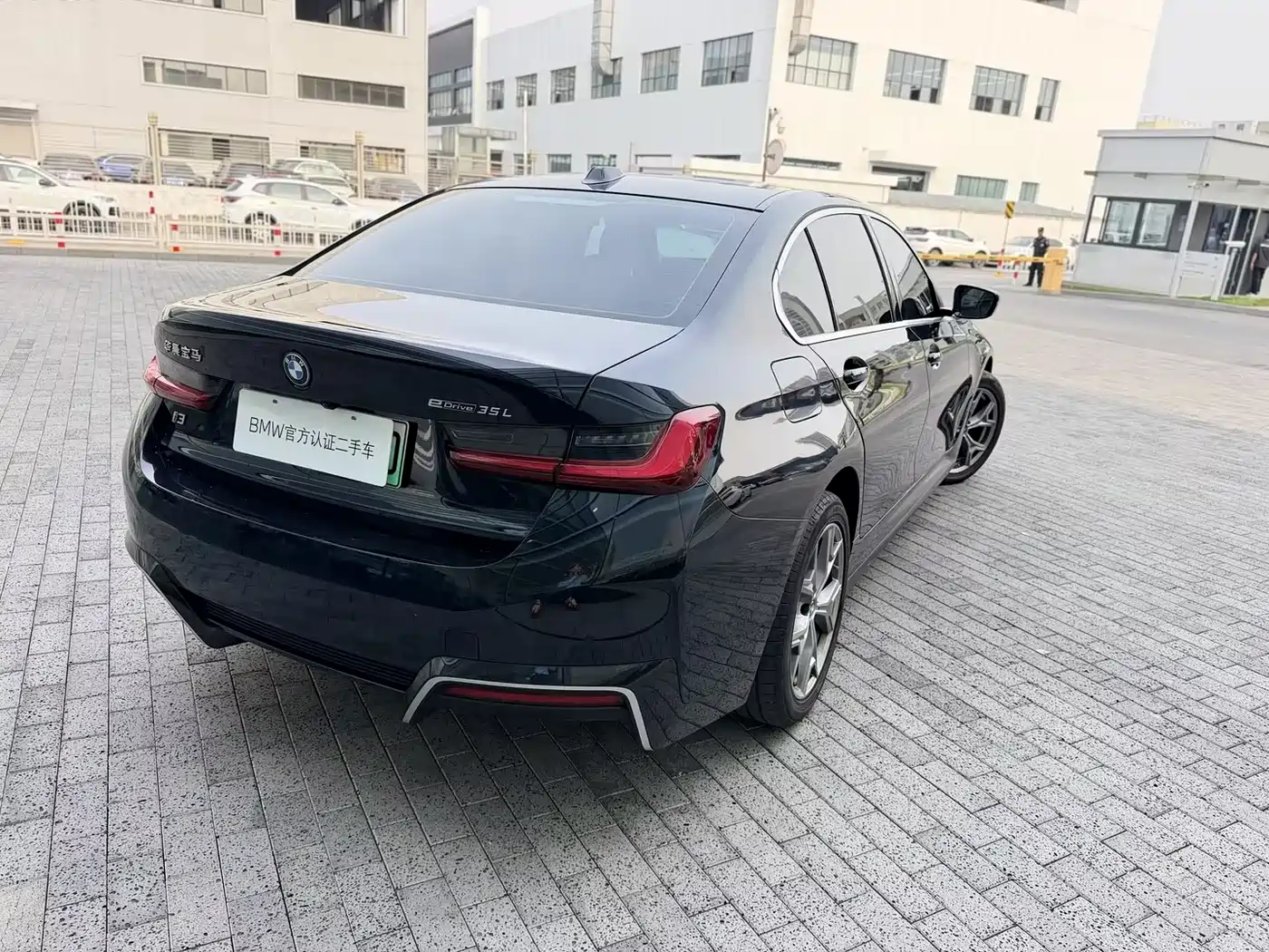BMW i3 2024 eDrive 35 L фото 5