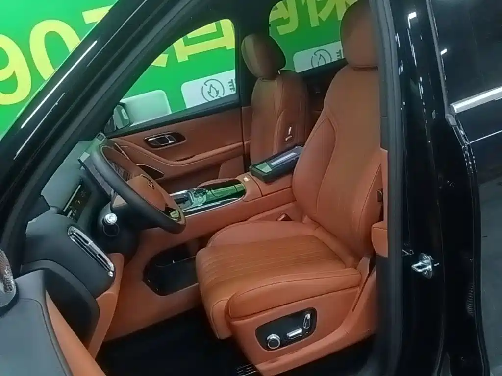 Geely Galaxy Galaxy M9 2025 2025 Base Model
