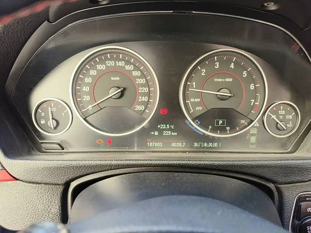 Фото 4 - BMW 3 Series