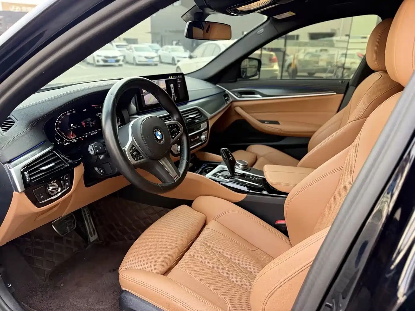 BMW 5 Series (Import) 2022 Model Second Facelift 525i M Sport Package фото 8