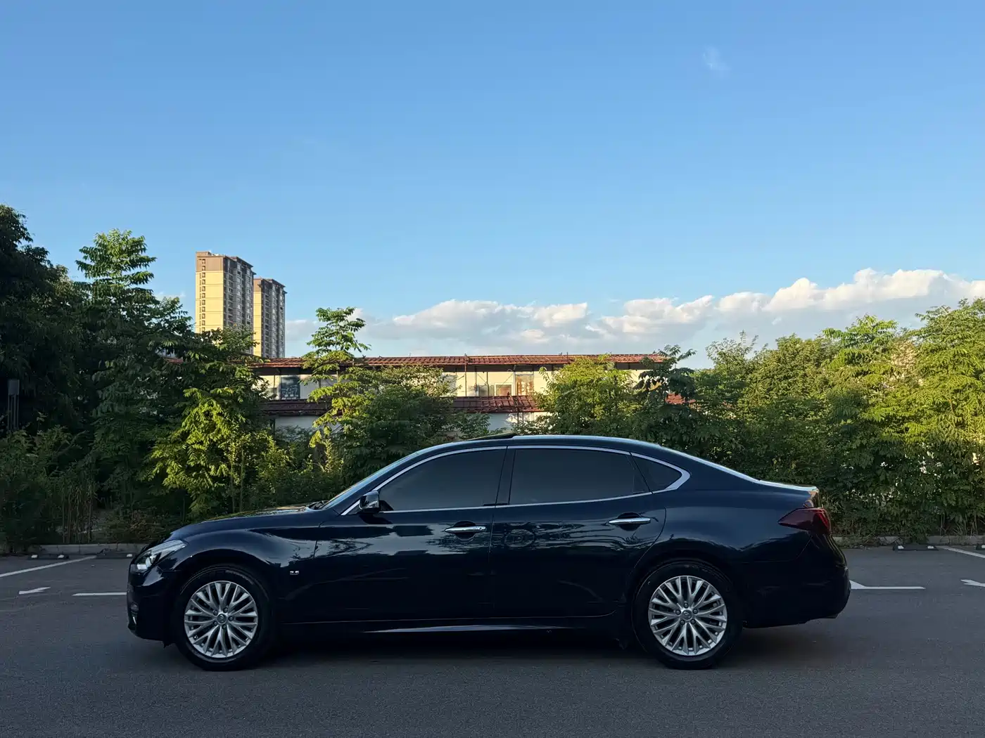 Infiniti Q70 2016 2017 Q70L 2.5L Enjoyment Edition