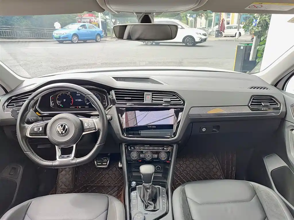 Volkswagen Tiguan L 2021 380TSI Automatic 4WD R-Line Premium 7-seater фото 10