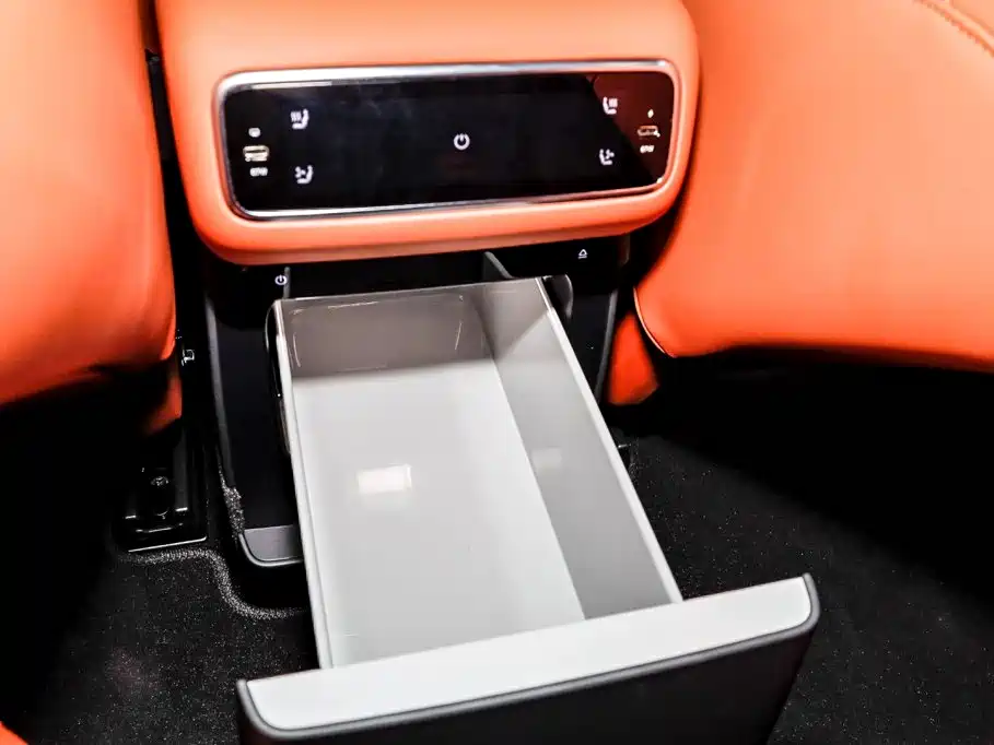 Li Auto Li L8 2025 2025 Max Smart Renewal Edition
