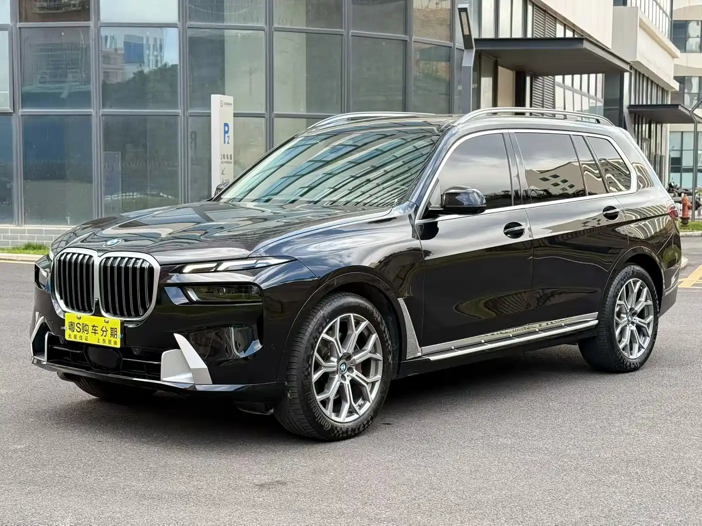 BMW X7 2023 xDrive40i Leading Luxury Package фото 3