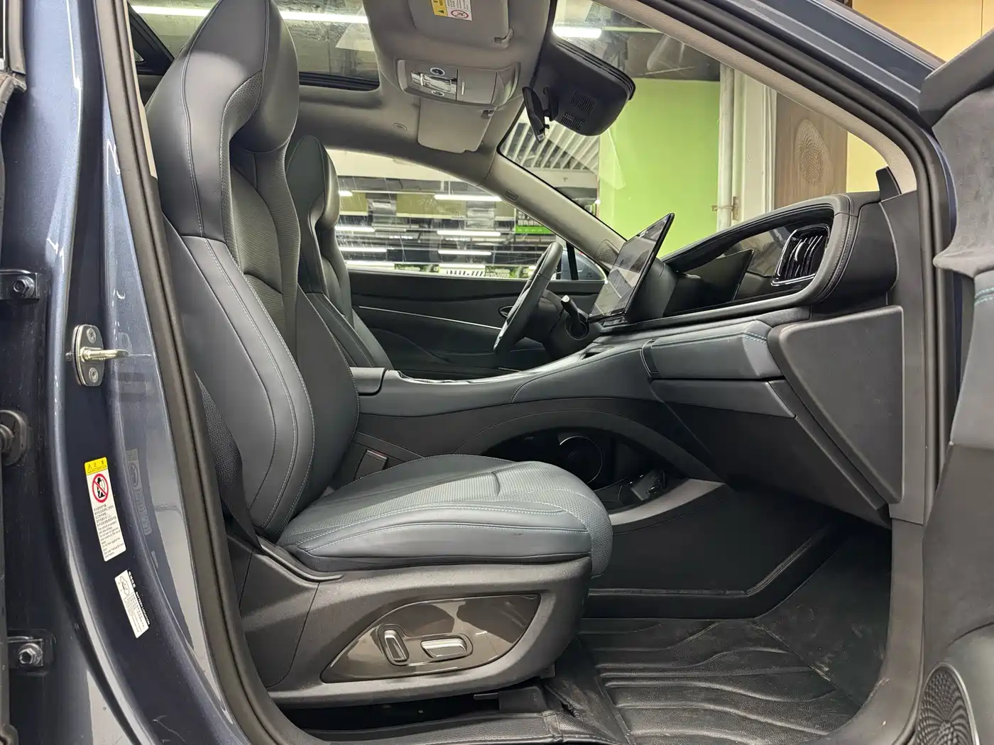 BYD Hai Shi 07 DM-i 2026 2025 150 Navigation Edition