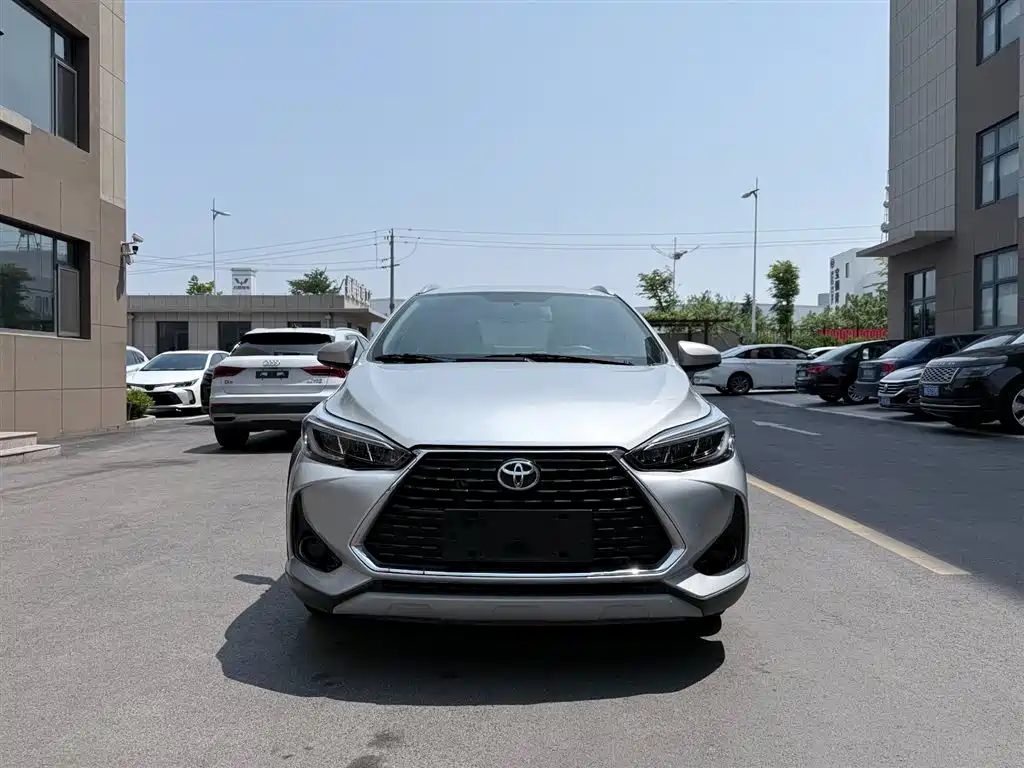 Toyota YARiS L Zhi Xuan 2022 Zhi Xuan X 1.5L CVT Leading PLUS Edition фото 2