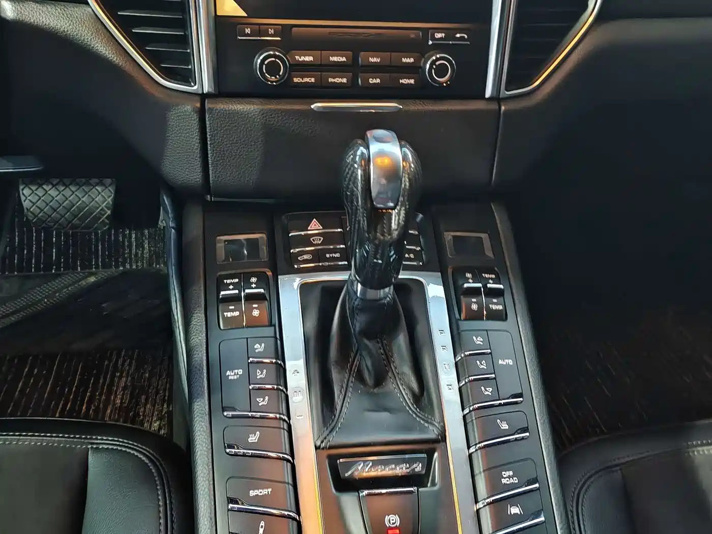 Porsche Macan 2017 Macan 2.0T фото 7