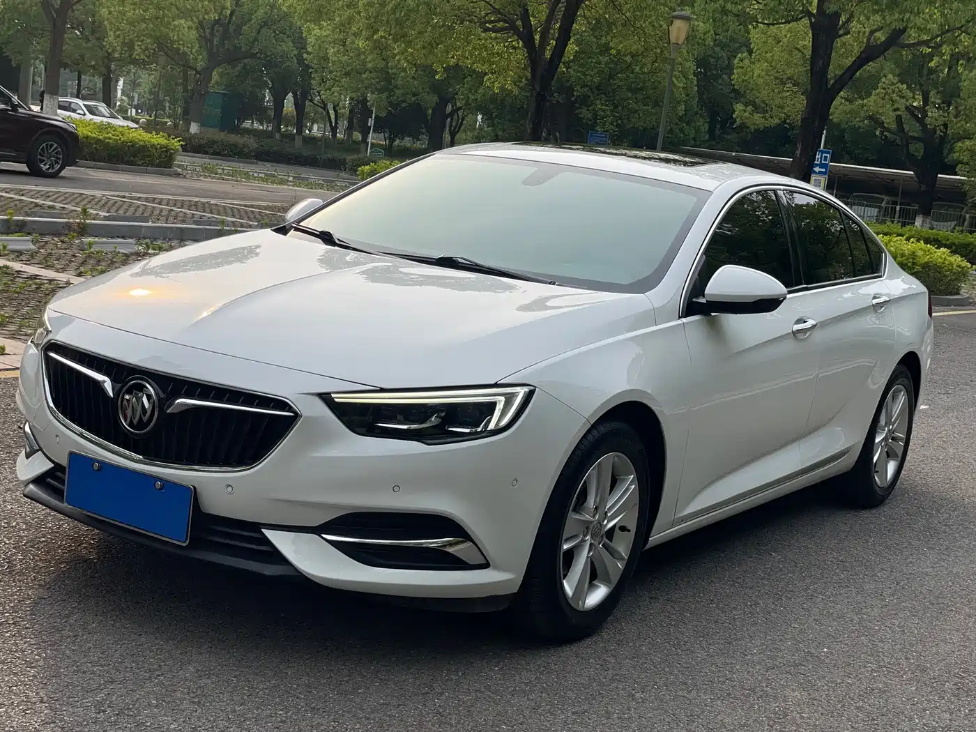 Buick Regal 2019 Facelift 20T Luxury Model China VI