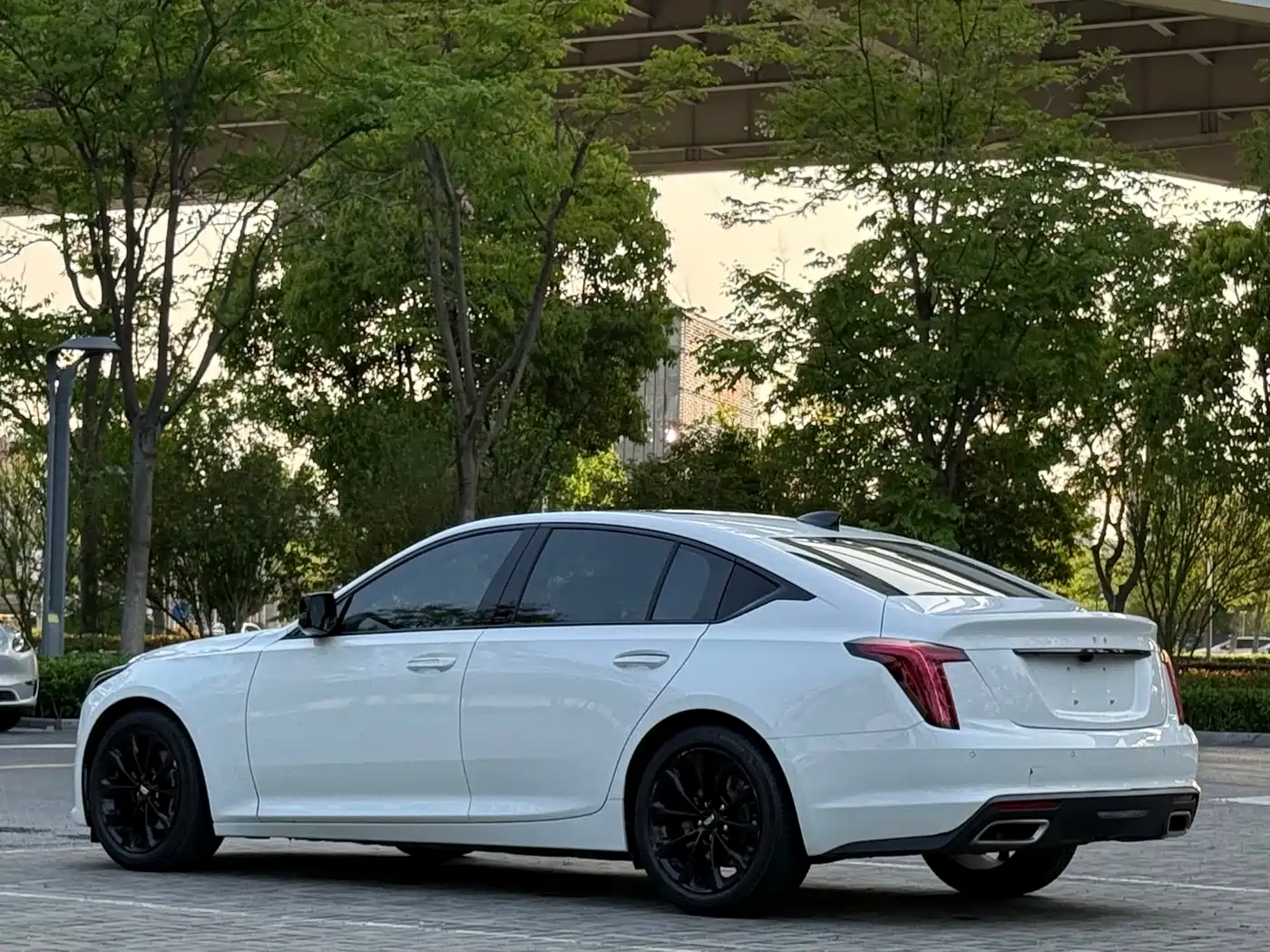 Cadillac CT5 2023 28T Luxury Style (Standard Edition) фото 7