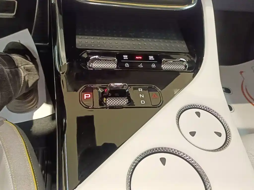 Lotus ELETRE 2026 2026 Base Model