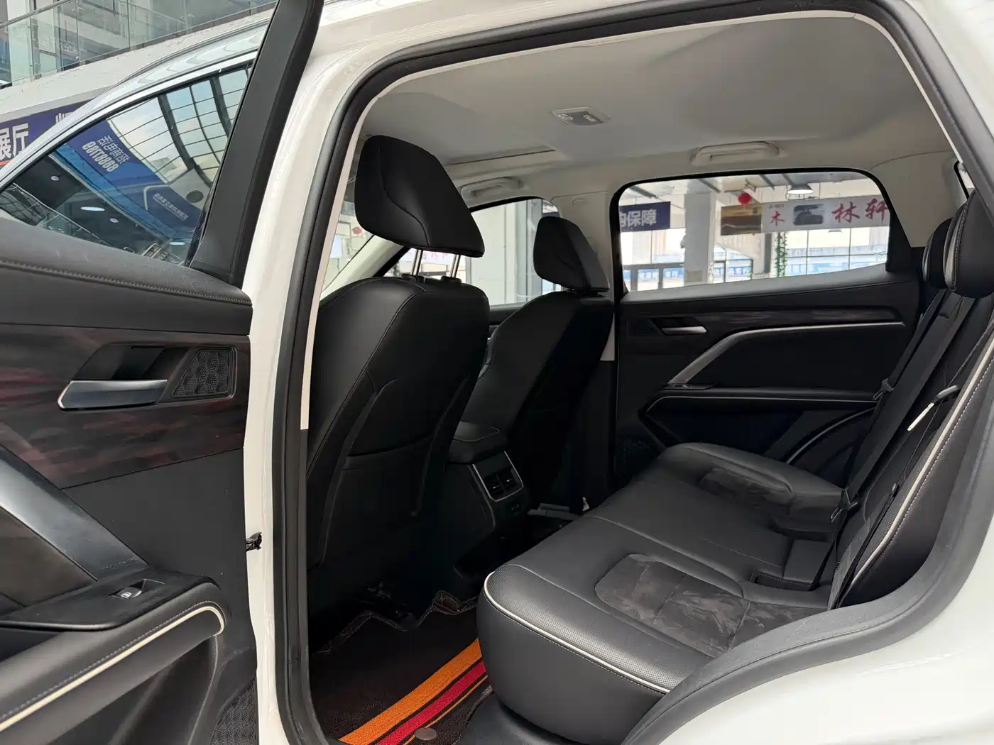 Photo 11 - Haval H6