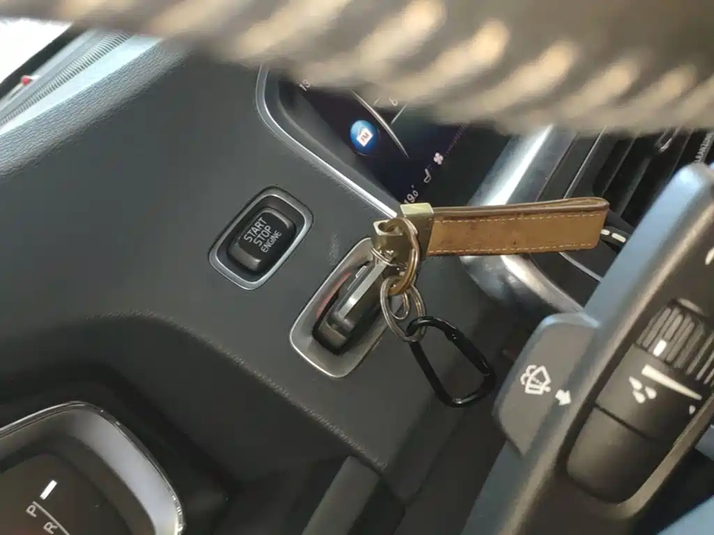 Фото 9 - Volvo S60