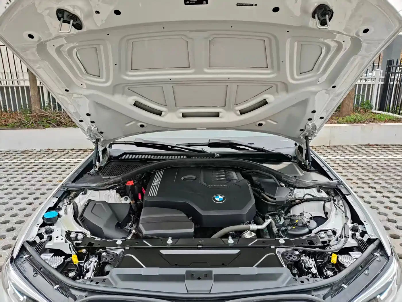 BMW 3 Series 2021 Second Facelift 325Li M Sport Package фото 19