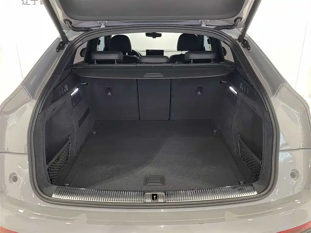 Audi Q5L Sportback 2021 40 TFSI Fashion фото 6