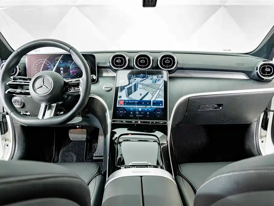 Фото 12 - Mercedes-Benz C-Class