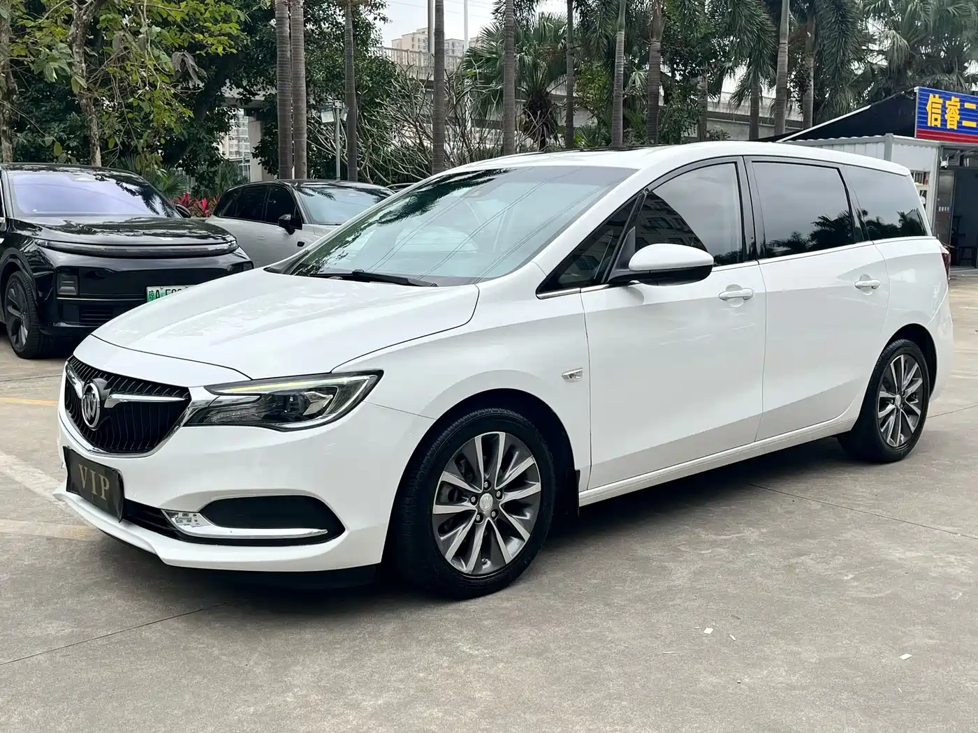 Buick GL6 2019 Model 18T 6-Seater Connected Luxury Version China V