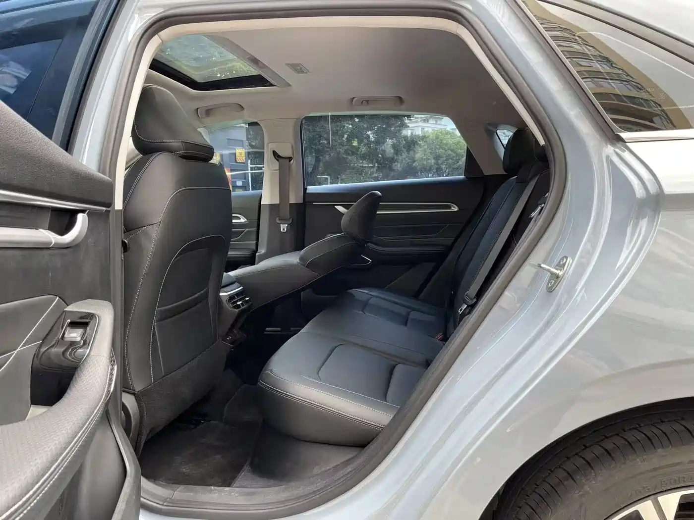 GEELY AUTOMOBILE EMGRAND