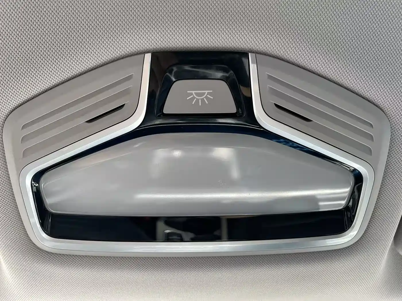 GEELY AUTOMOBILE EMGRAND