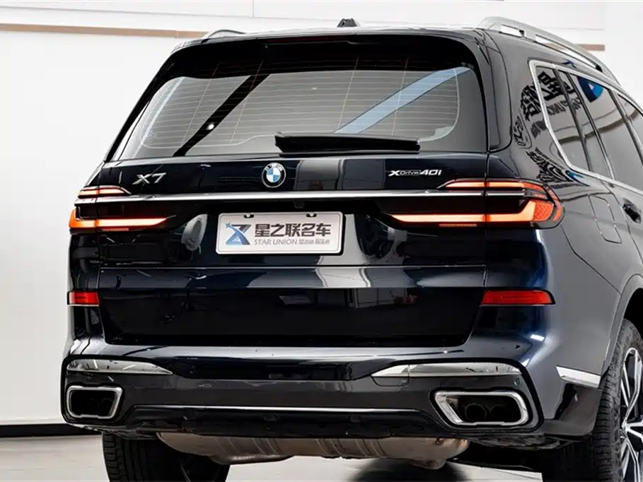 BMW X7 2023 xDrive40i Exclusive M Sport Package фото 8