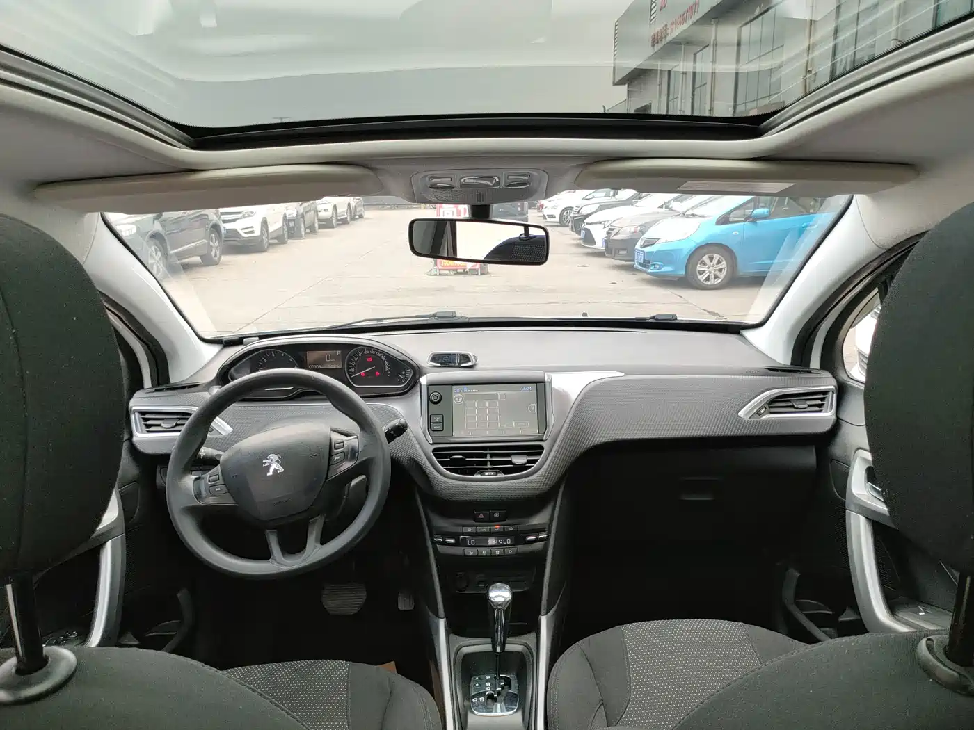 Фото 20 - Peugeot 2008