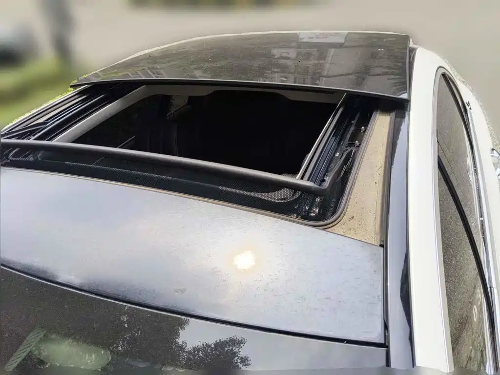 Mercedes-Benz C-Class 2015 2015 Facelift C 200 L