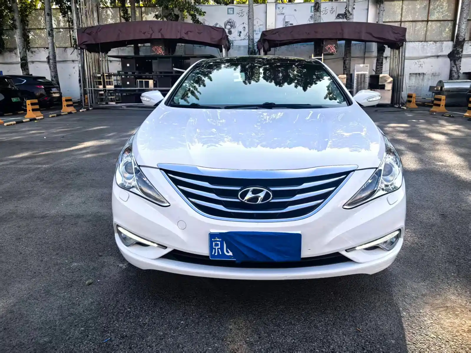 صورة 2 - Hyundai Sonata