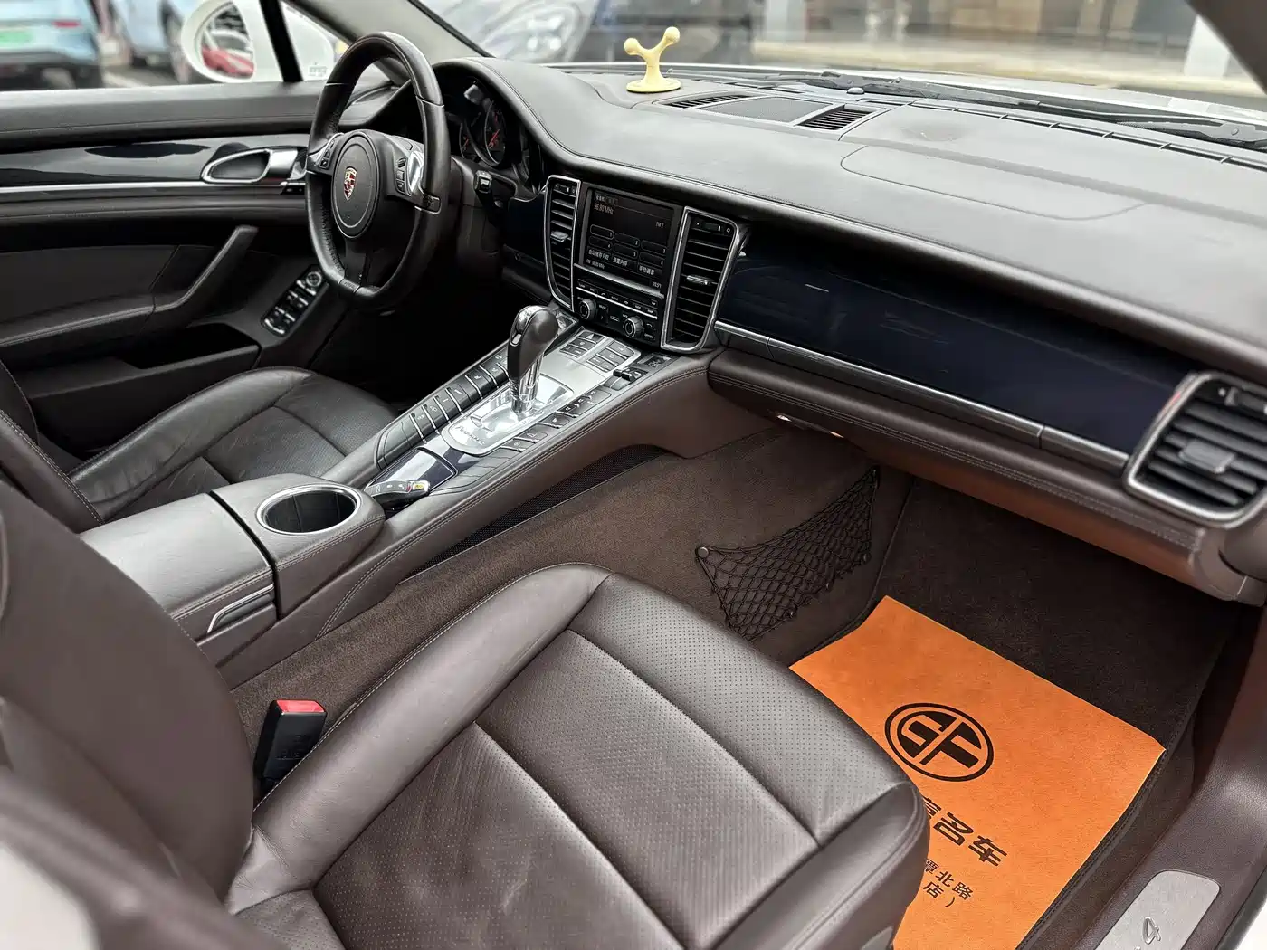 Porsche Panamera 2010 Panamera 4 3.6L фото 6
