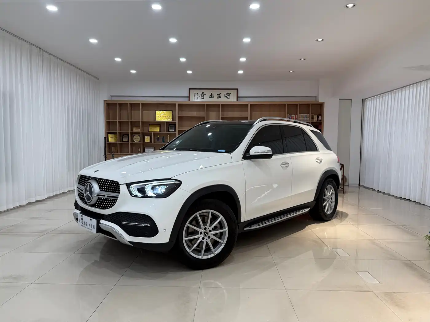 MERCEDES-BENZ GLE