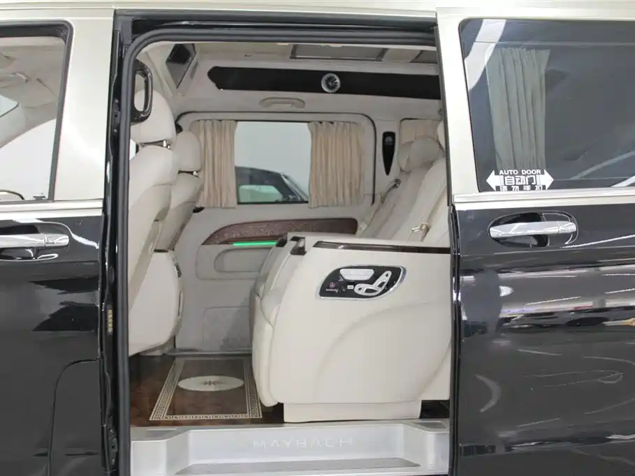 Mercedes-Benz Vito 2020 2.0T Business Edition (7-seater) фото 8