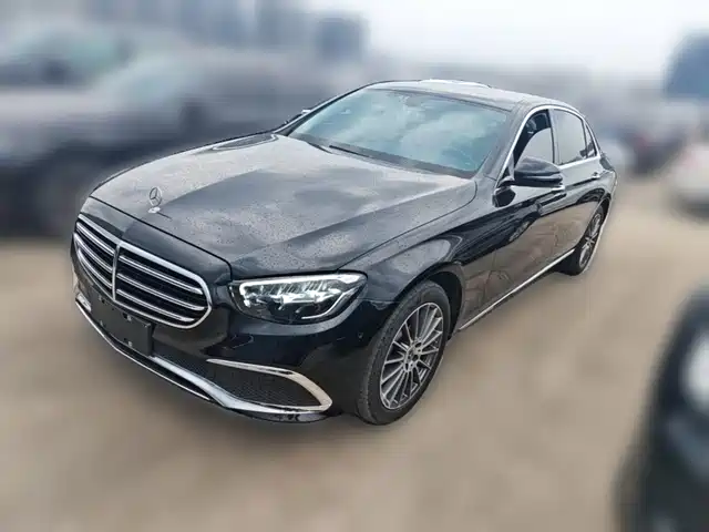 Mercedes-Benz E-Class 2022