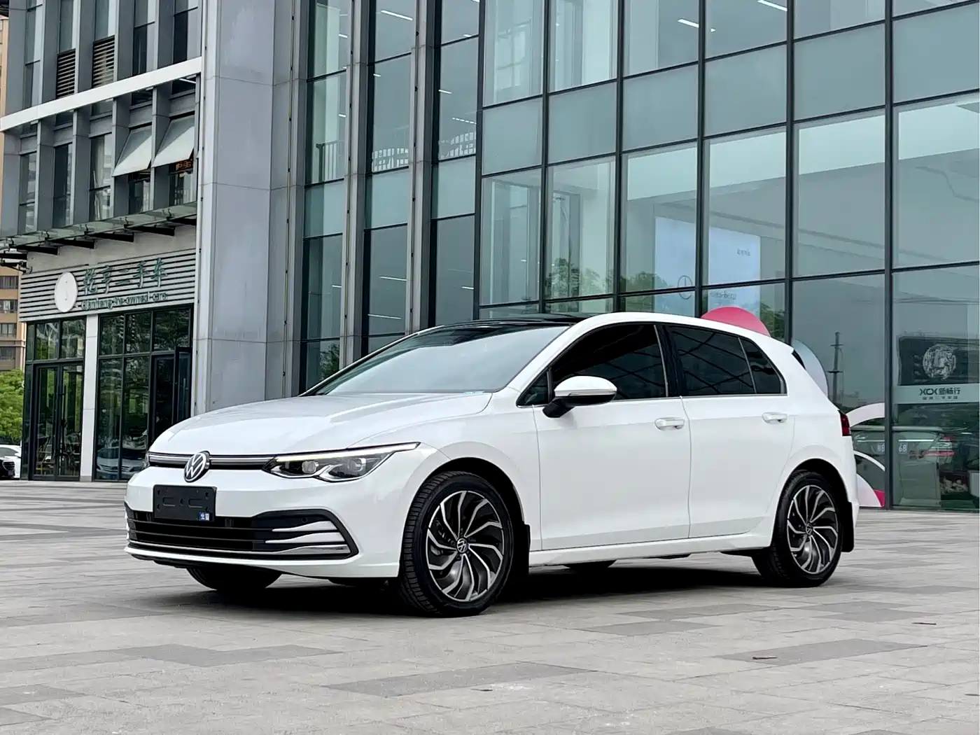 Volkswagen Golf 2023 Facelift 280TSI DSG Pro