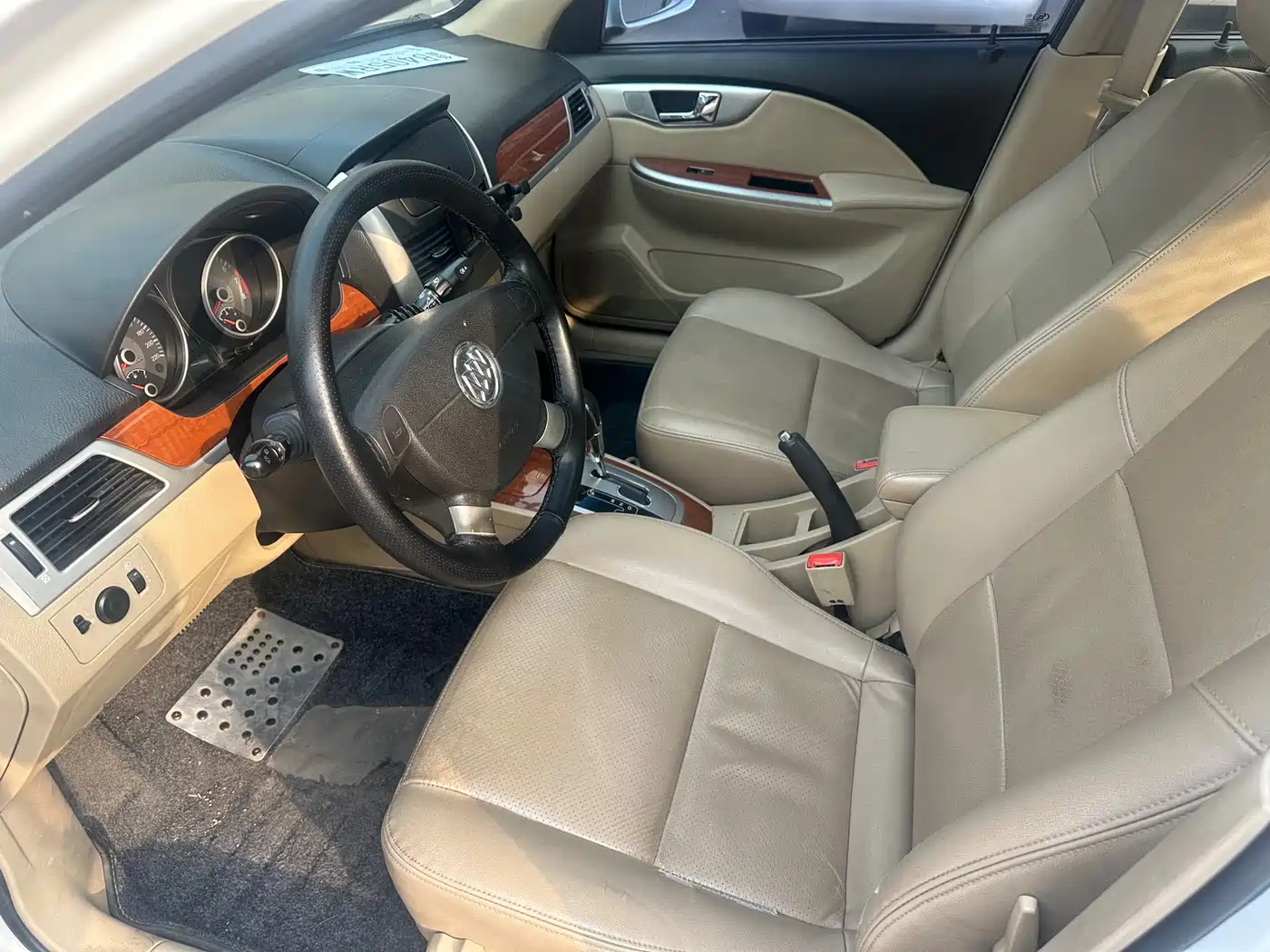 Buick Excelle 2013 1.5L Automatic Exclusive фото 9
