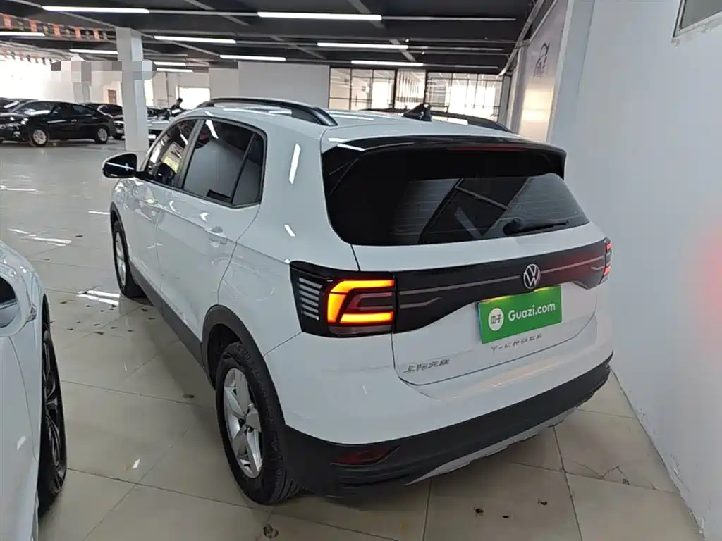 VOLKSWAGEN TU KAI