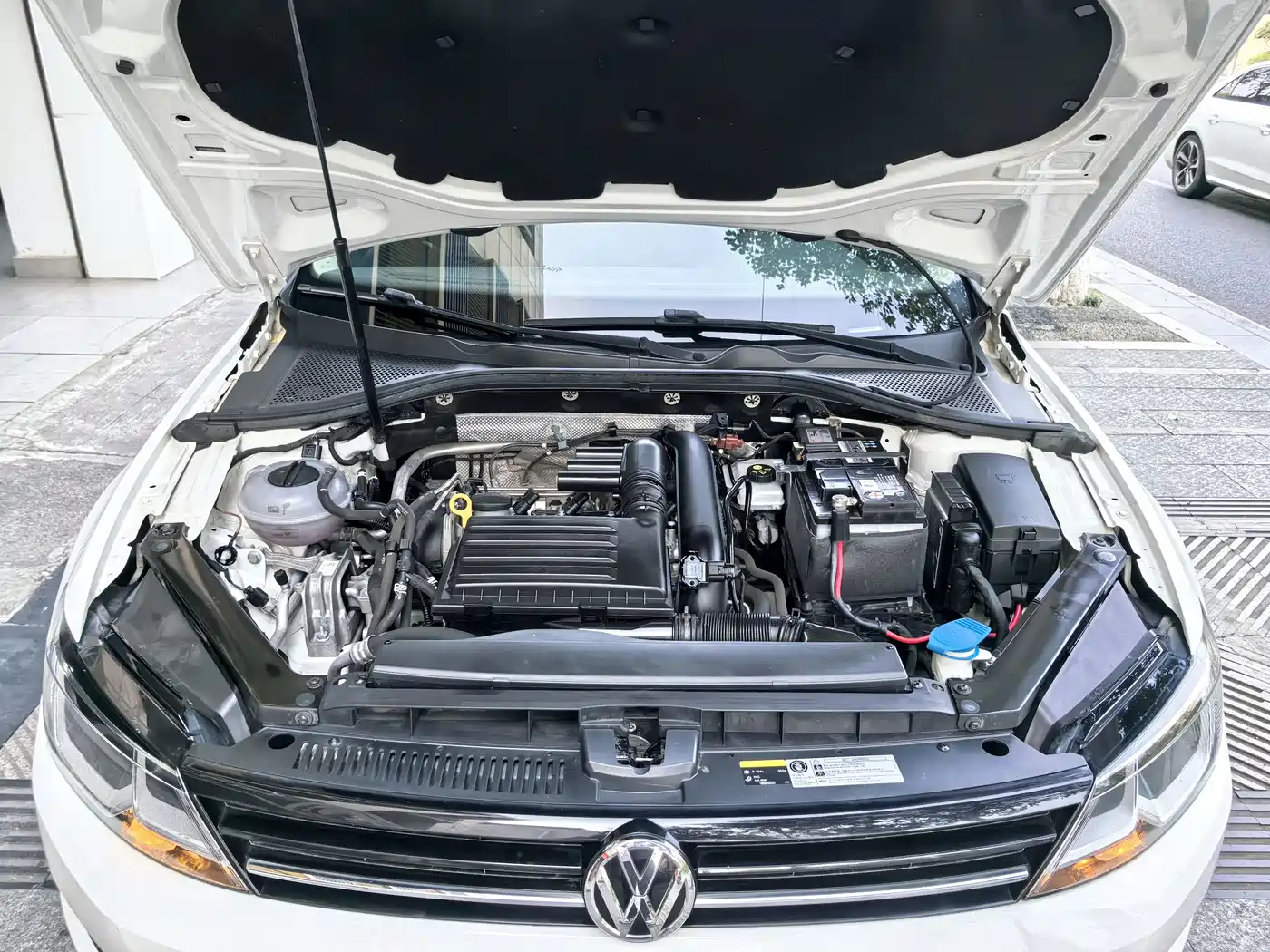 Volkswagen Lamando 2018 230TSI Manual Trend Edition фото 17