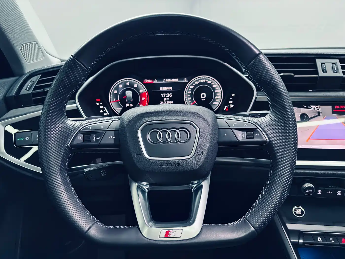 Audi Q3 Sportback 2023 Facelift 40 TFSI Fashion фото 12