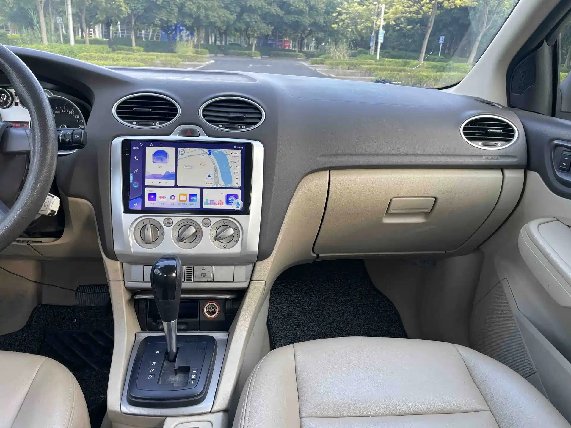 Фото 9 - Ford Focus