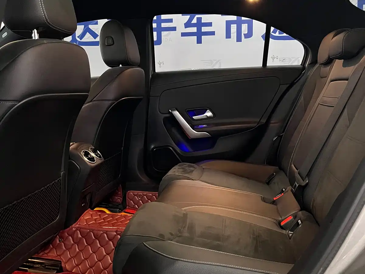 Mercedes-Benz A-Class 2020 Facelift A 200 L Sport Sedan Fashion фото 10