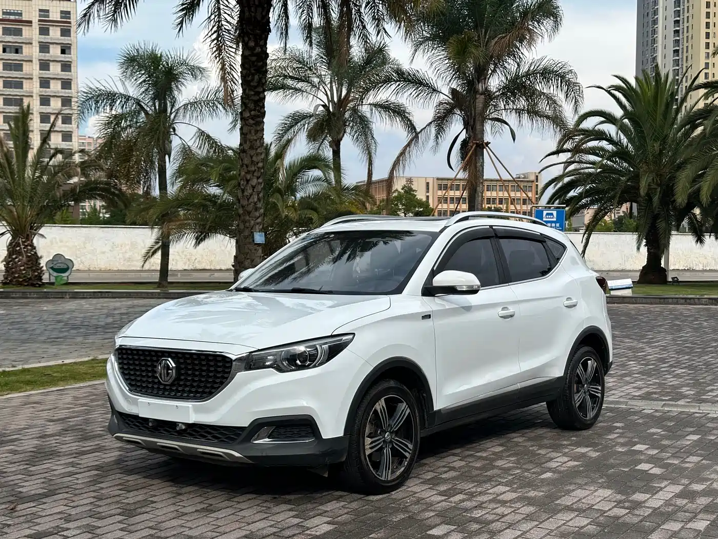 MG ZS 2019 2019 1.5L Manual Global Luxury Edition (China VI)