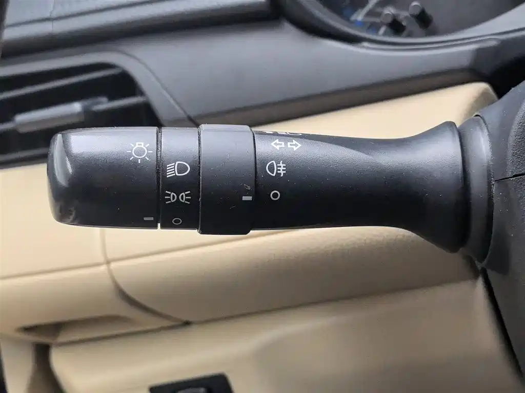 Toyota Vios 2017 1.5L CVT Pioneer фото 21