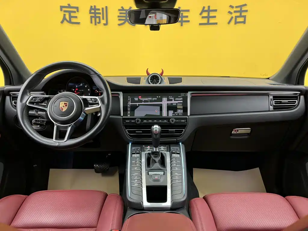 Фото 15 - Porsche Macan