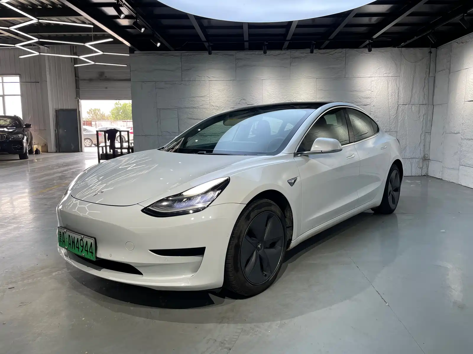 Фото 1 - Tesla Model 3 (Import)