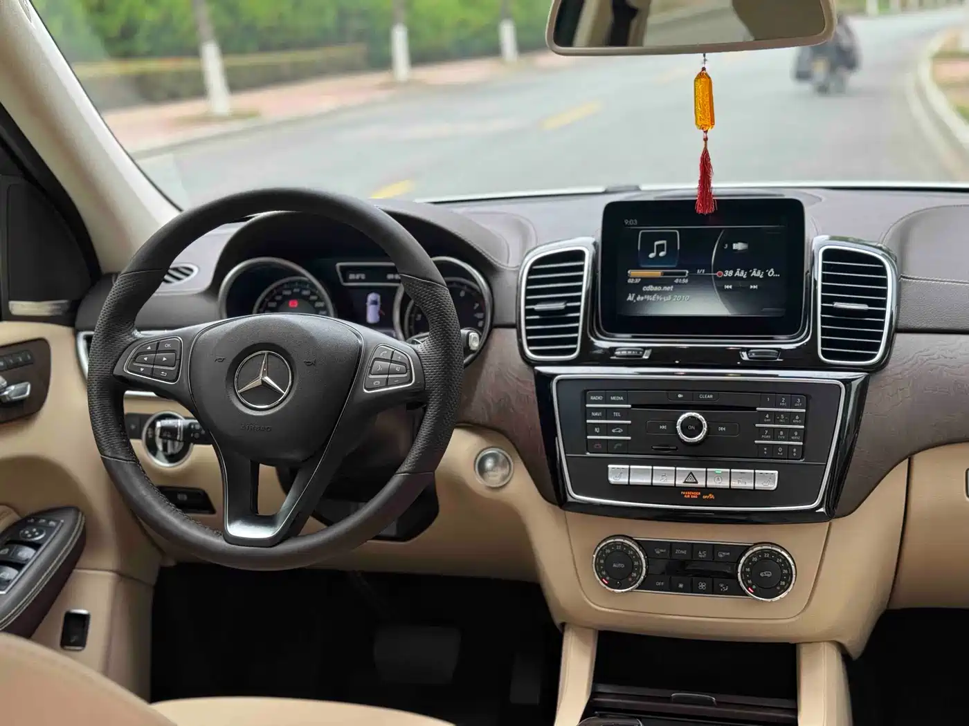 Mercedes-Benz GLE 2016 GLE 400 4MATIC фото 5