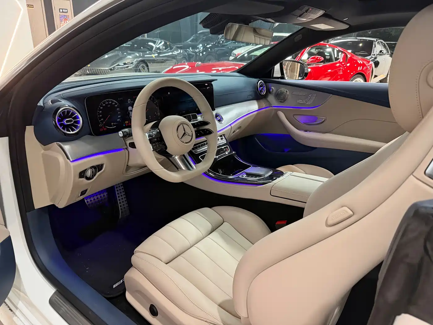 Mercedes-Benz E-Class, миниатюра 2