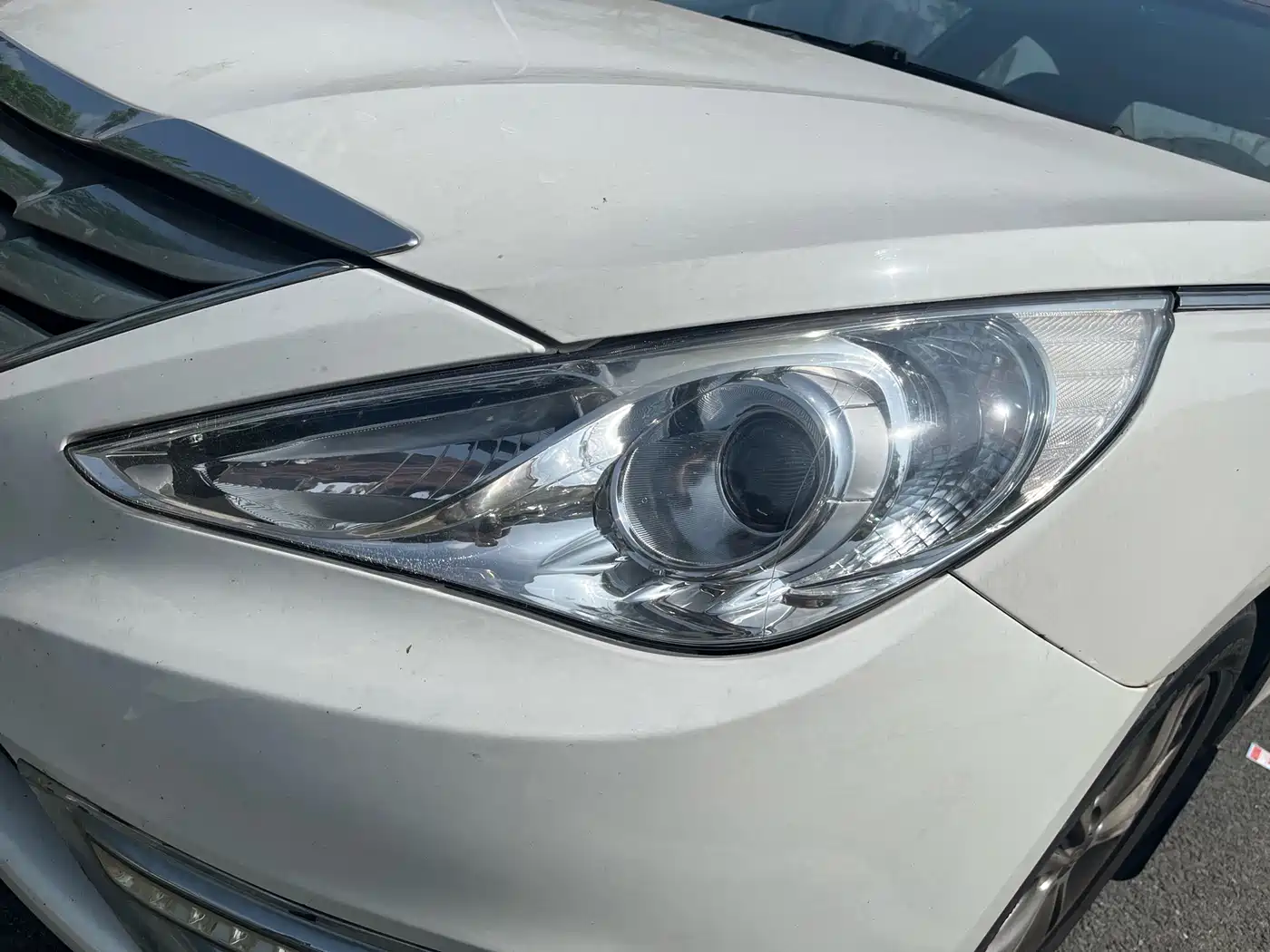 Hyundai Sonata 2011 2.0L Automatic Luxury фото 11