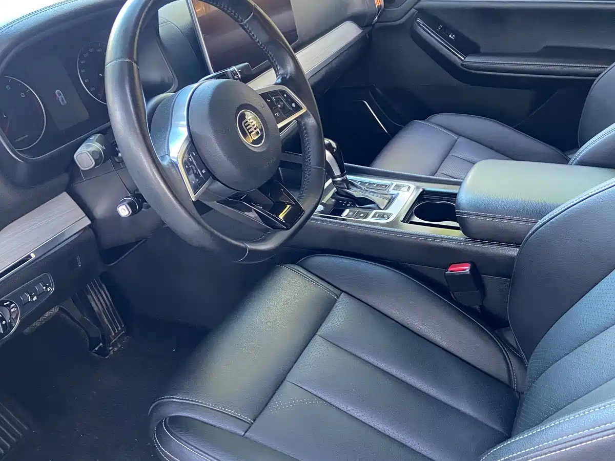 BYD Tang 2018 2.0T Automatic Smart Connection Noble Edition 7-Seater China V фото 8