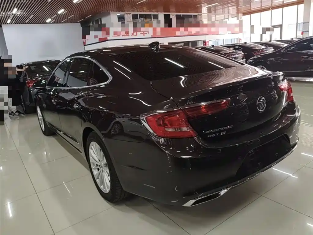 Buick LaCrosse 2016 Model 28T Luxury фото 5