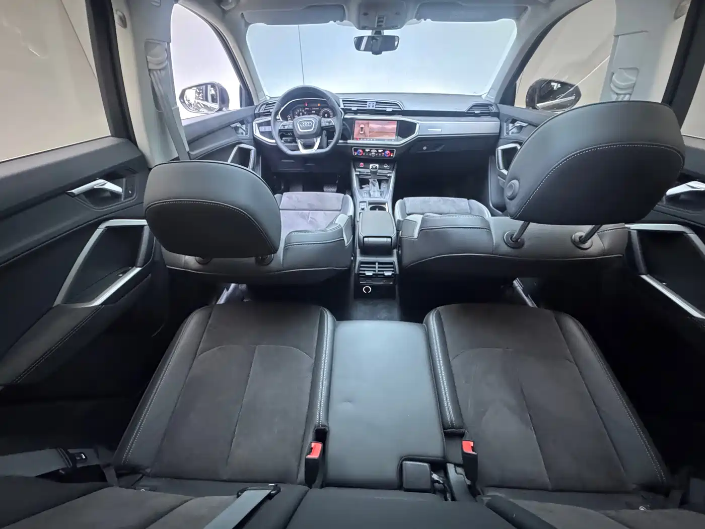 Audi Q3 2022 35 TFSI Fashion Dynamic фото 37
